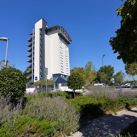 Kyriad Hotel Lyon ג'יבור מראה חיצוני תמונה