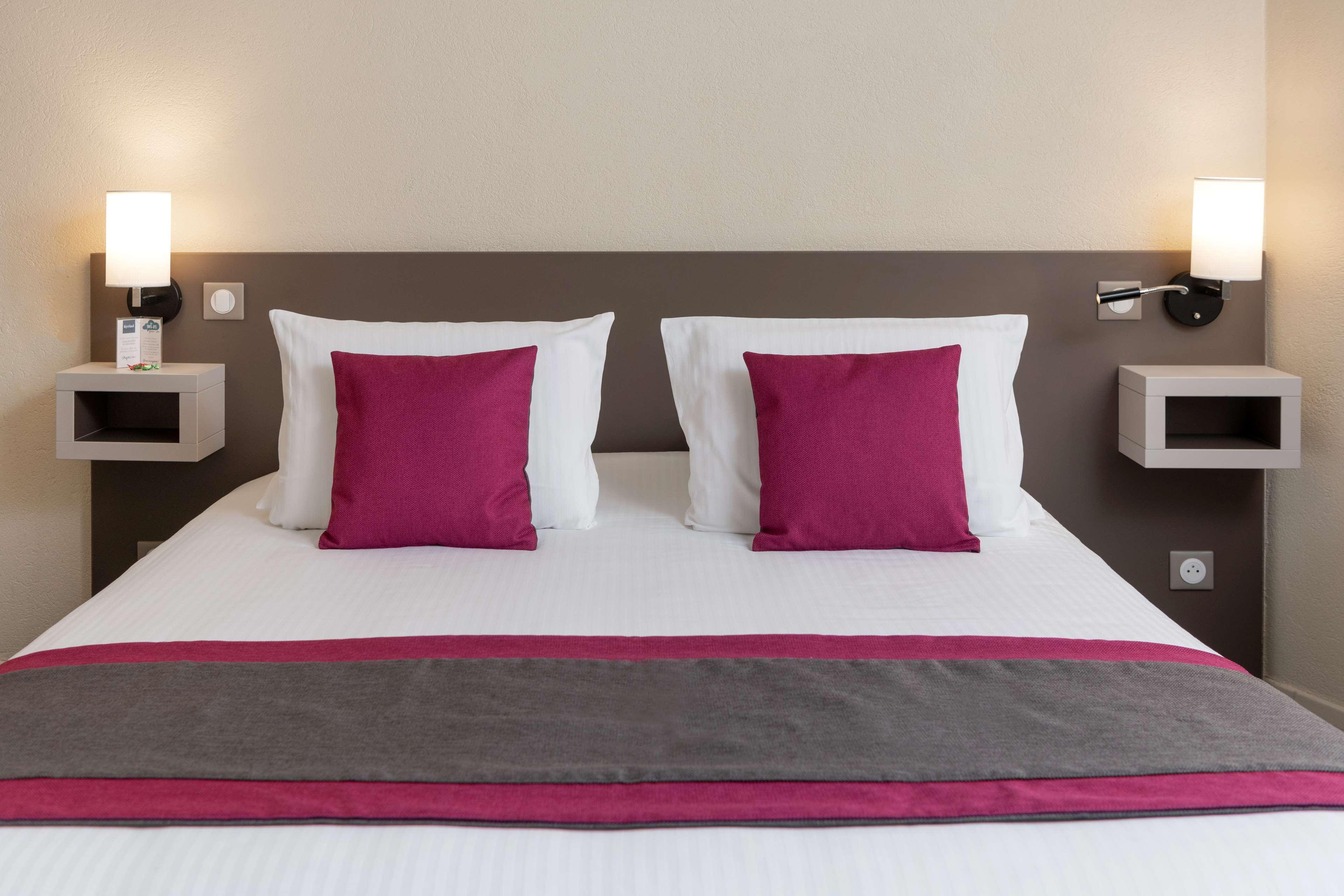 Kyriad Hotel Lyon ג'יבור מראה חיצוני תמונה